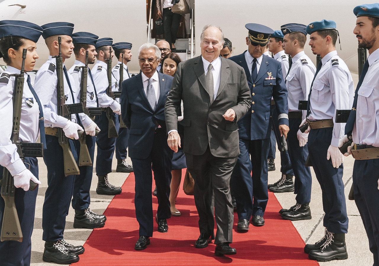 Hazar Imam arrives in Portugal to receive the doctorate honoris causa from the Universidade NOVA de Lisboa   2017-07-20